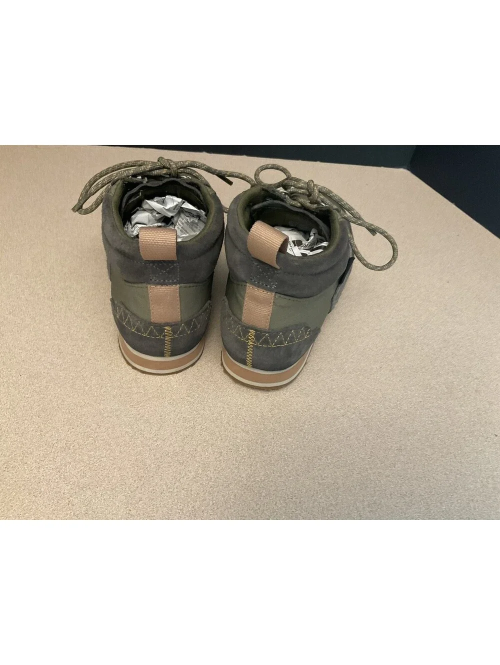 Womens Teva Highside 84 Mid Green/Grey Sneakers/Shoes. Size 7.5. Nice Shoes!!!